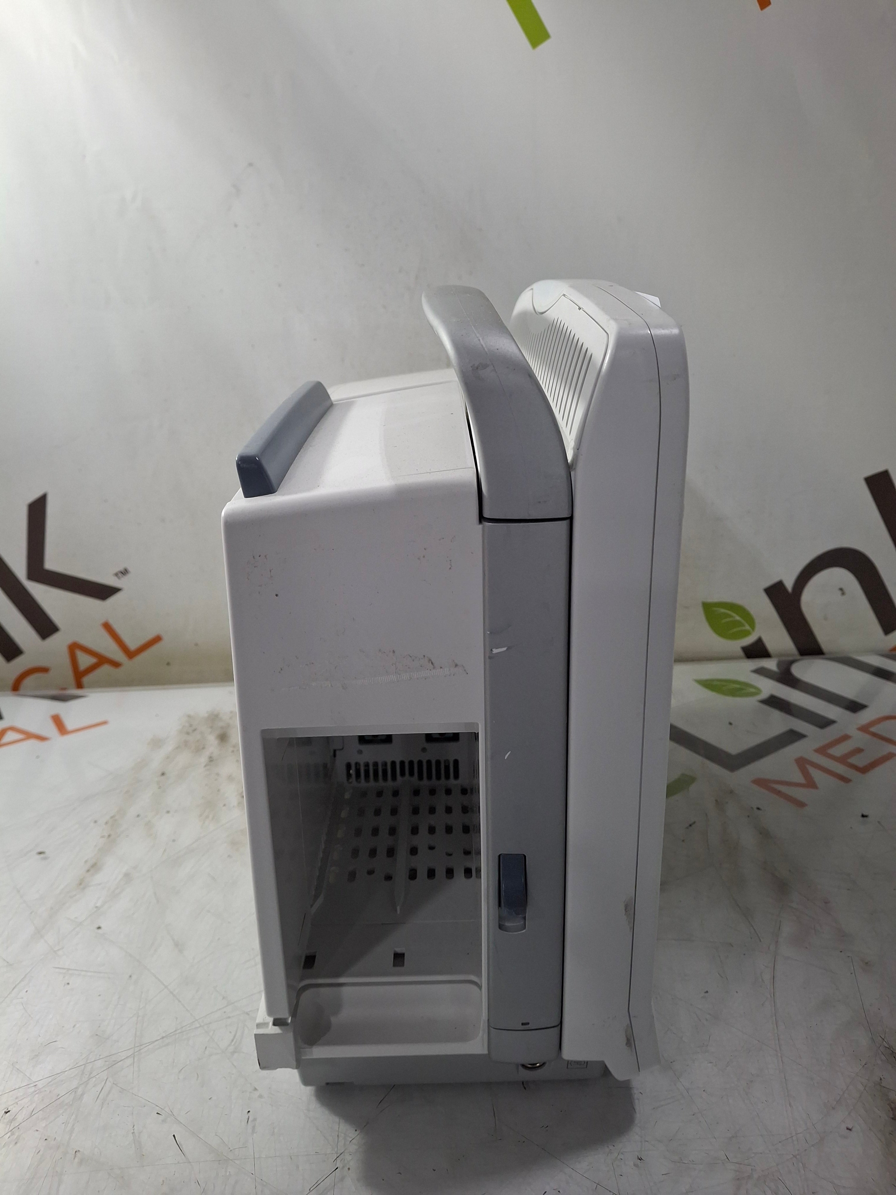 GE Healthcare Carescape B650 Patient Monitor