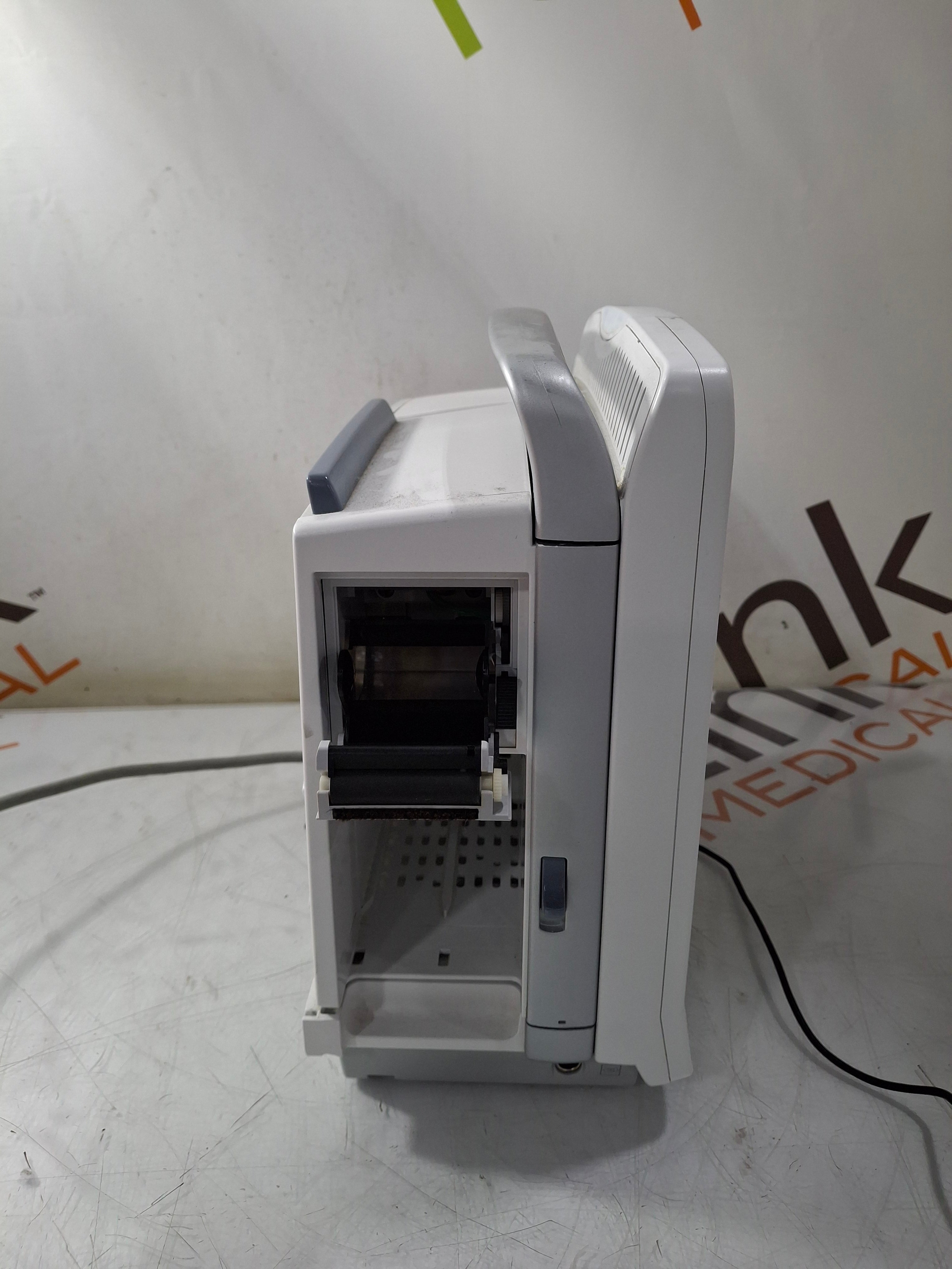 GE Healthcare Carescape B650 Critical Care Patient Monitor