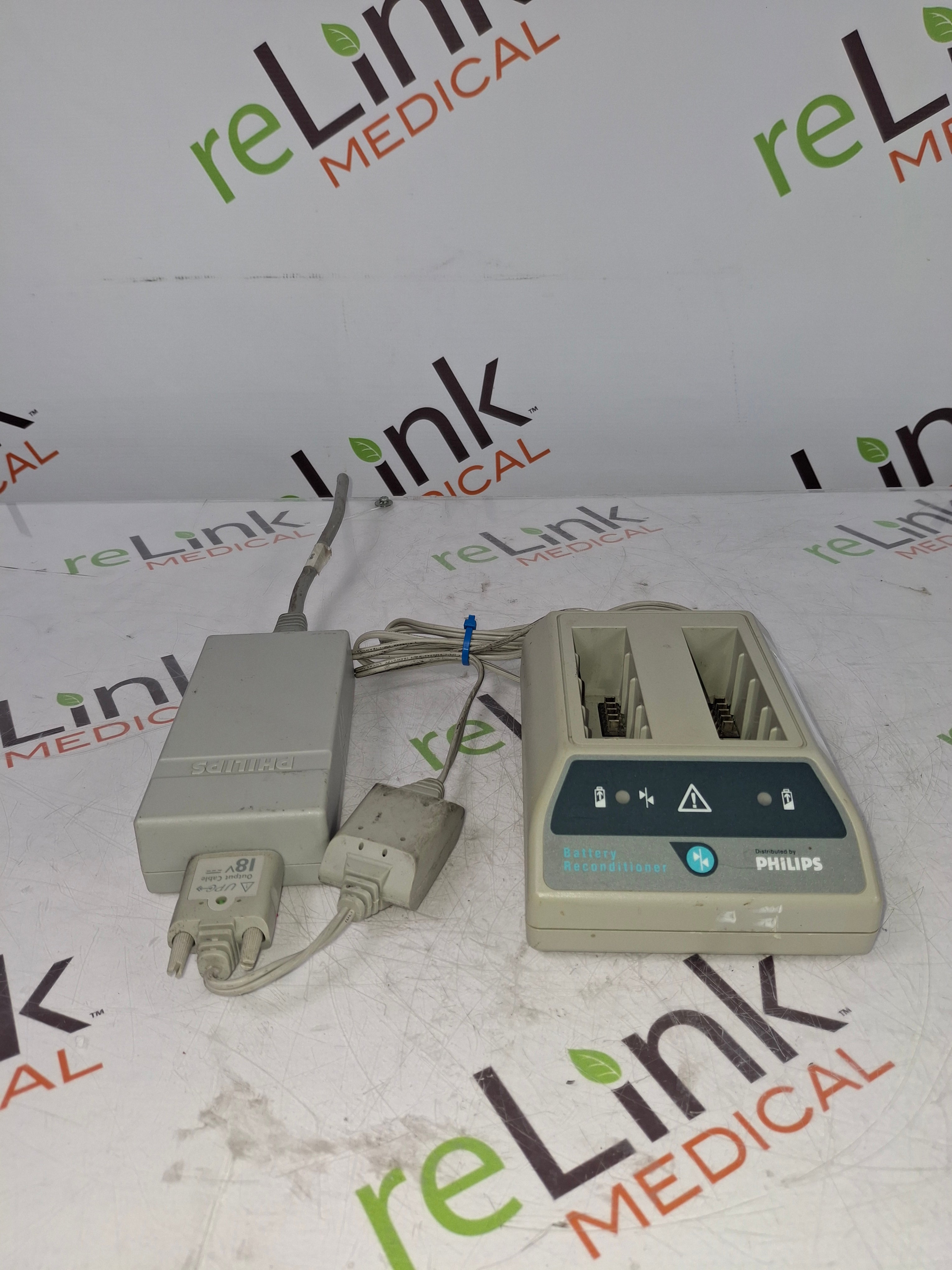 Philips AGI-3002 Battery Reconditioner w/ Power Supply