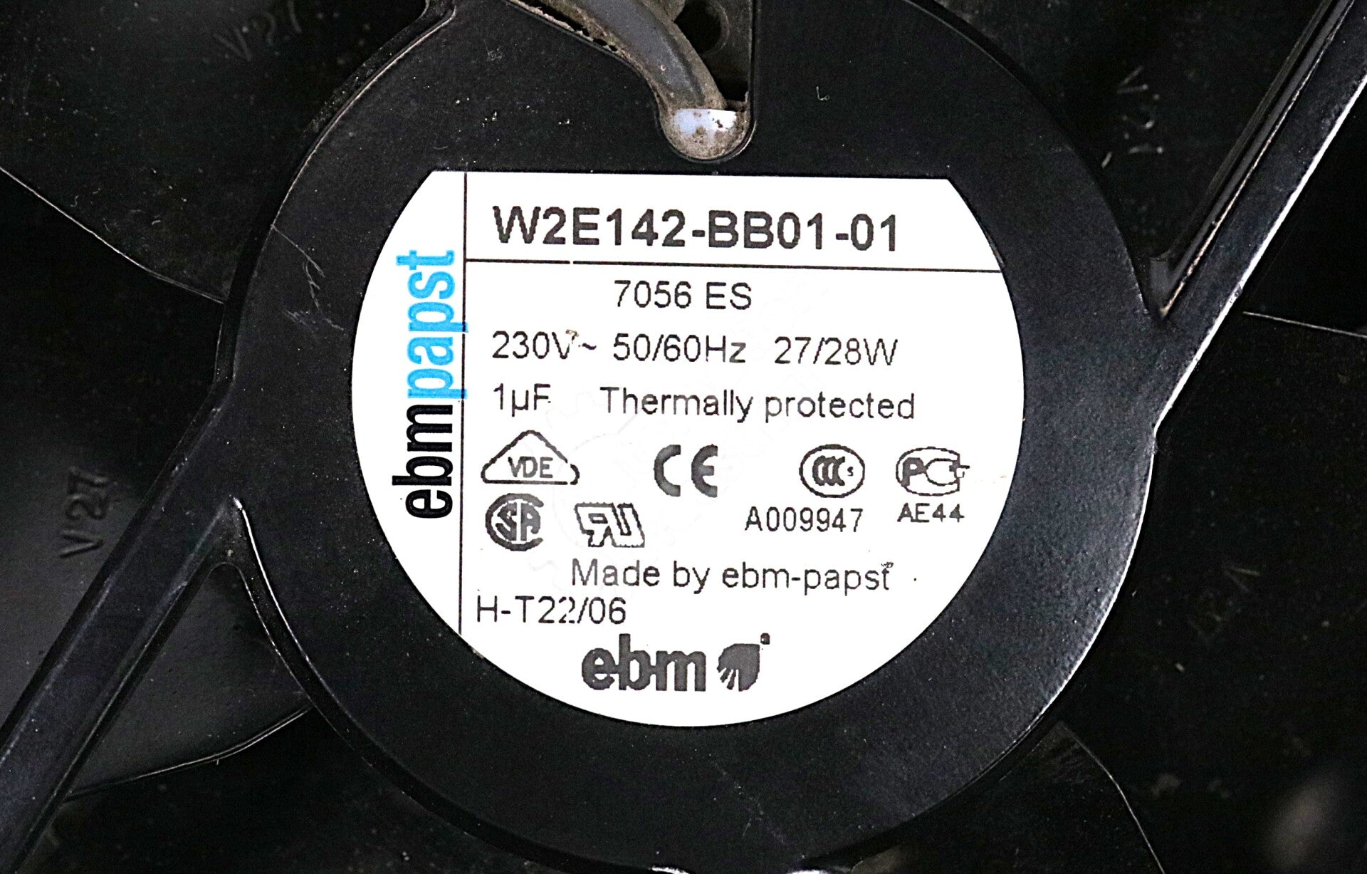 W2E142-BB01-01 By Reliance Electric 230V 50/60Hz AC Axial Fan