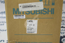 Carregar imagem no visualizador da galeria, Mitsubishi S-N220 AC Contactor Switch
