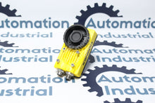 Carregar imagem no visualizador da galeria, IS5403-11 by Cognex 825-0221-1R Vision System In-Sight 5000
