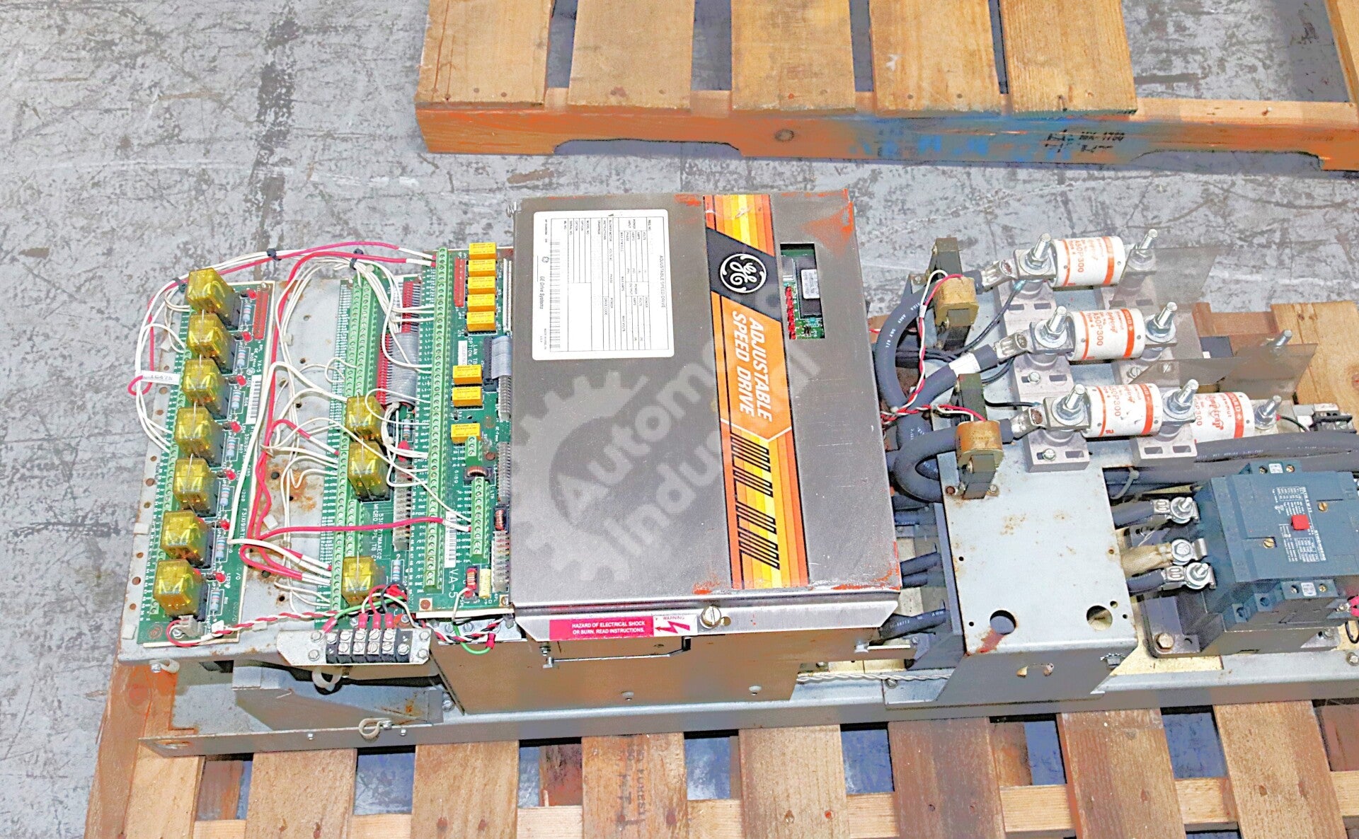 7VOES108CD02 By General Electric 469VAC 150HP Adjustable Speed Drive