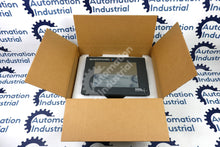 Carregar imagem no visualizador da galeria, QPI21100S2P By GE Fanuc Total Control 10.4In Color LCD Touchscreen HMI
