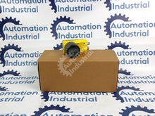Carregar imagem no visualizador da galeria, IS5100-00 By General Electric 800-5870-1R A 24VDC Industrial Vision System
