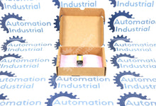 Cargar imagen en el visor de la galería, IS8200M-363-40 By Cognex 825-10224-1R 01 Industrial Camera In-Sight 8000 series
