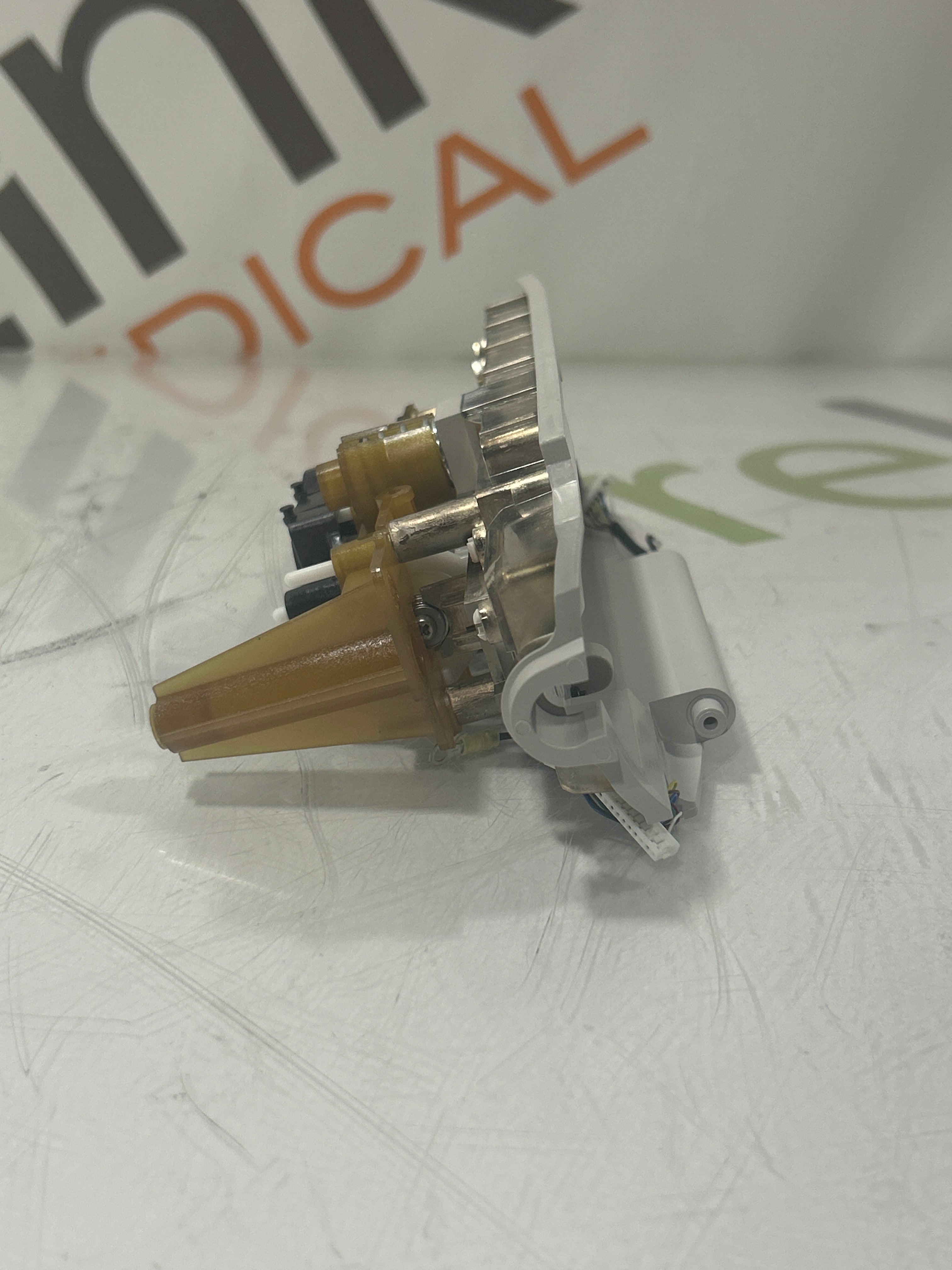 CareFusion Alaris 8100 Infusion Pump Module Bezel Assembly Kit