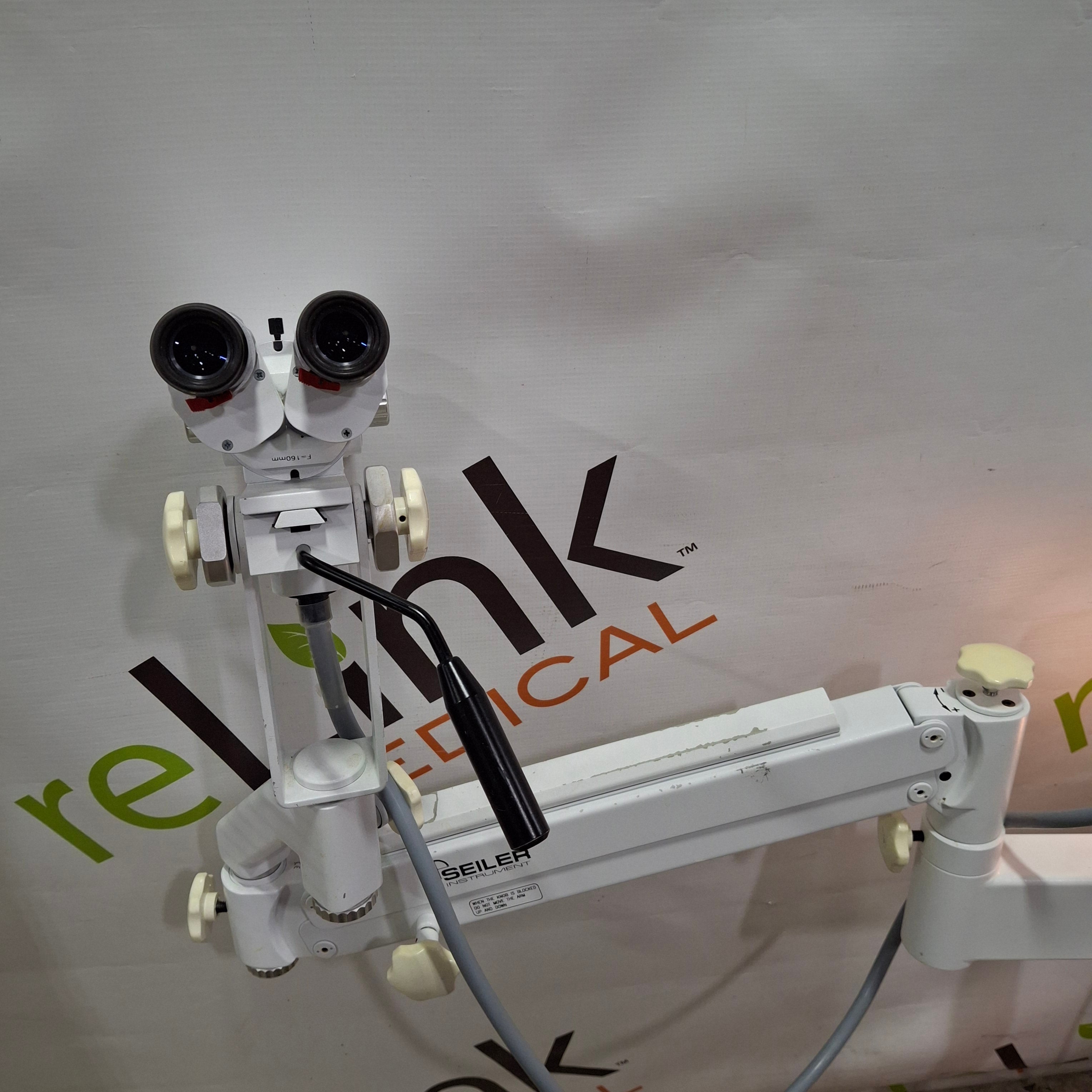 Seiler Instrument Model 955 Colposcope