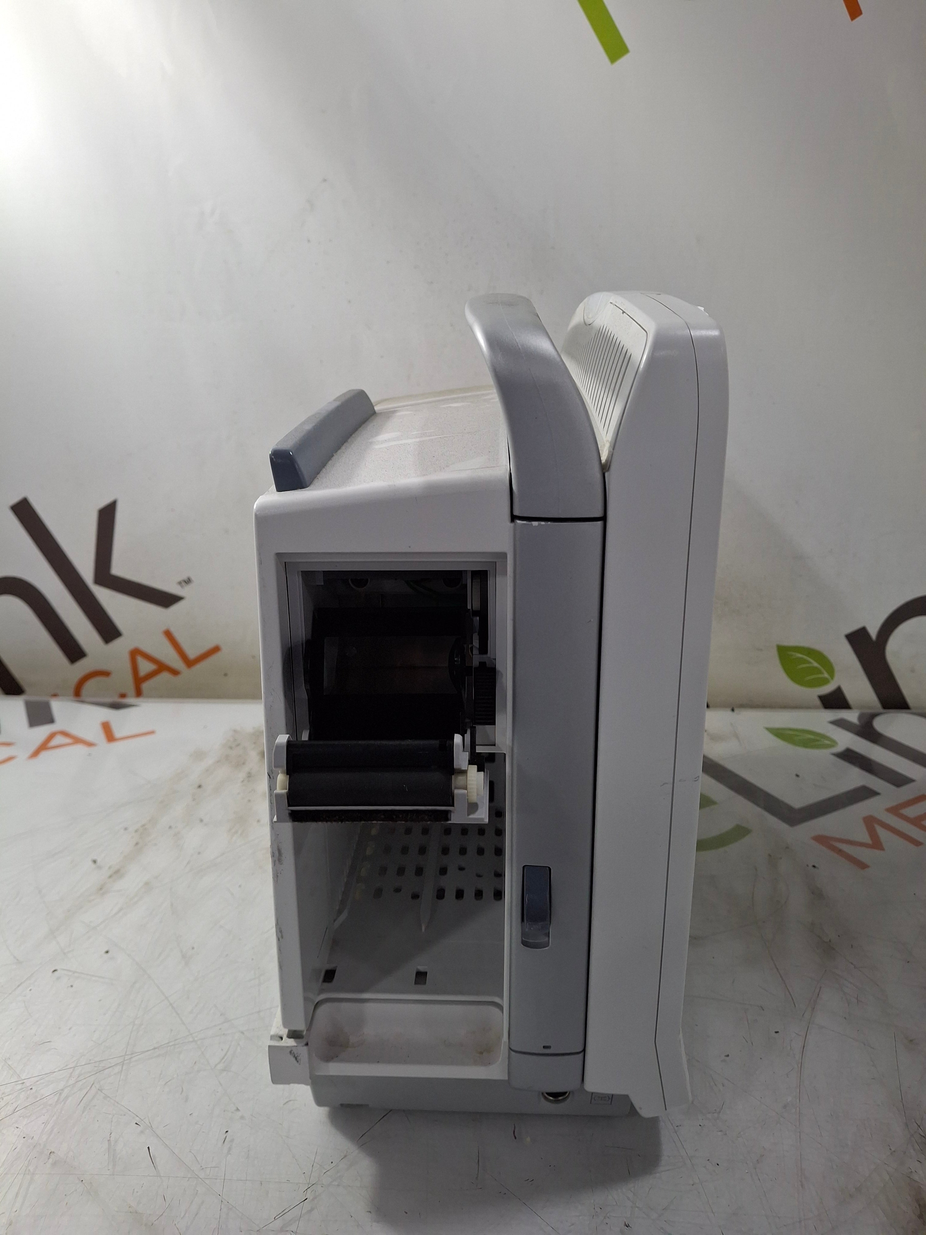 GE Healthcare Carescape B650 Critical Care Patient Monitor