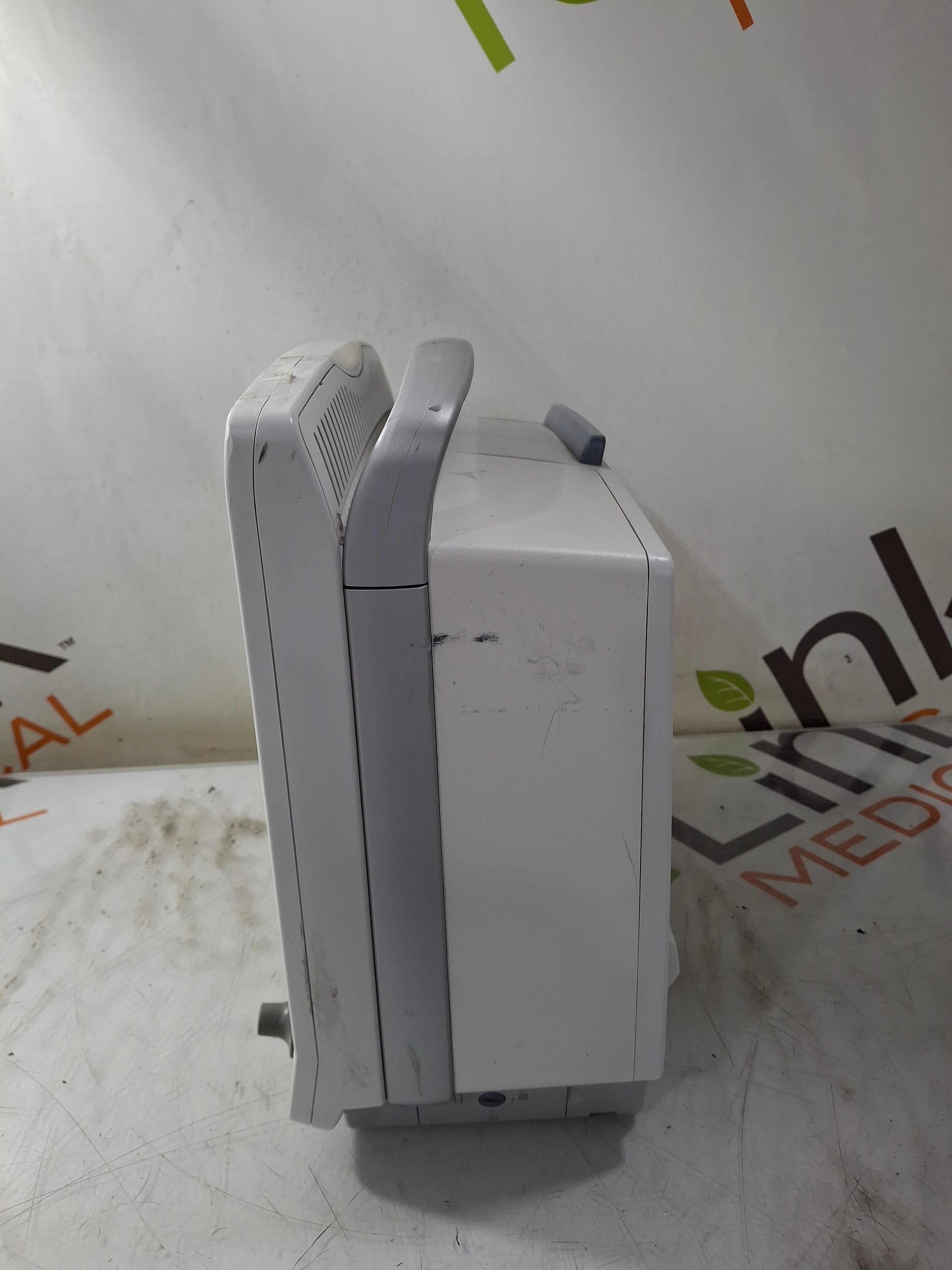 GE Healthcare Carescape B650 Critical Care Patient Monitor