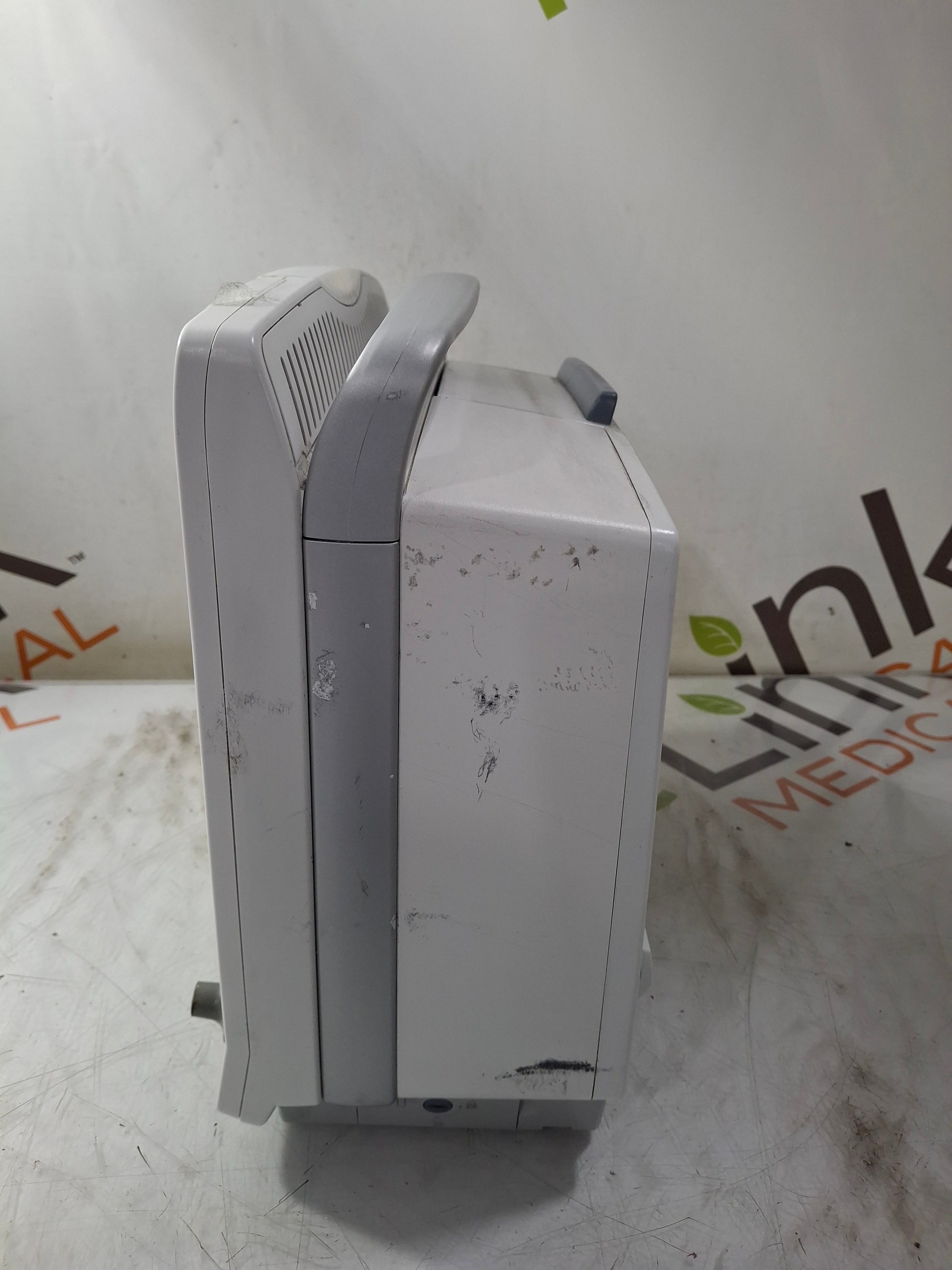 GE Healthcare Carescape B650 Critical Care Patient Monitor