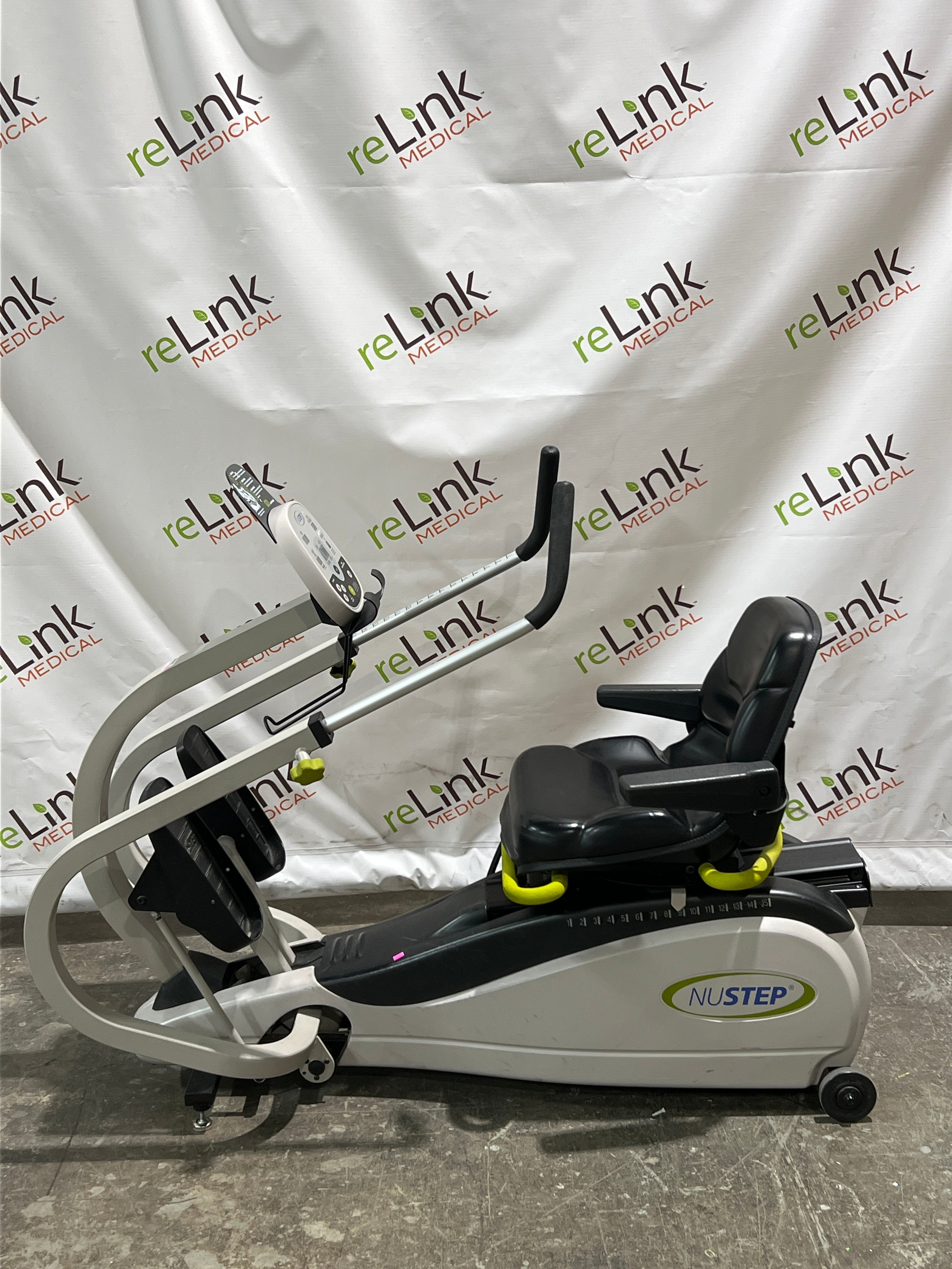 NuStep, Inc. TRS 4000 Recumbent Cross Trainer