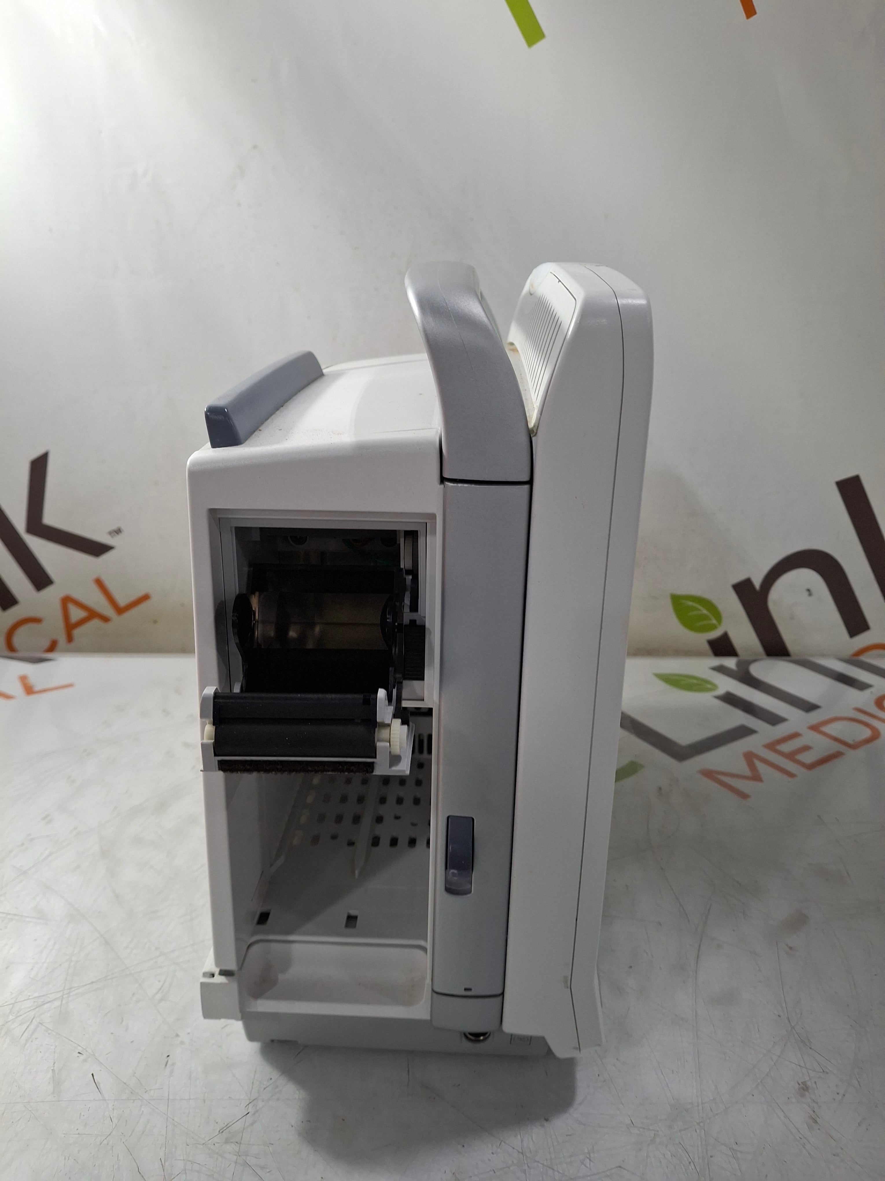 GE Healthcare Carescape B650 Patient Monitor