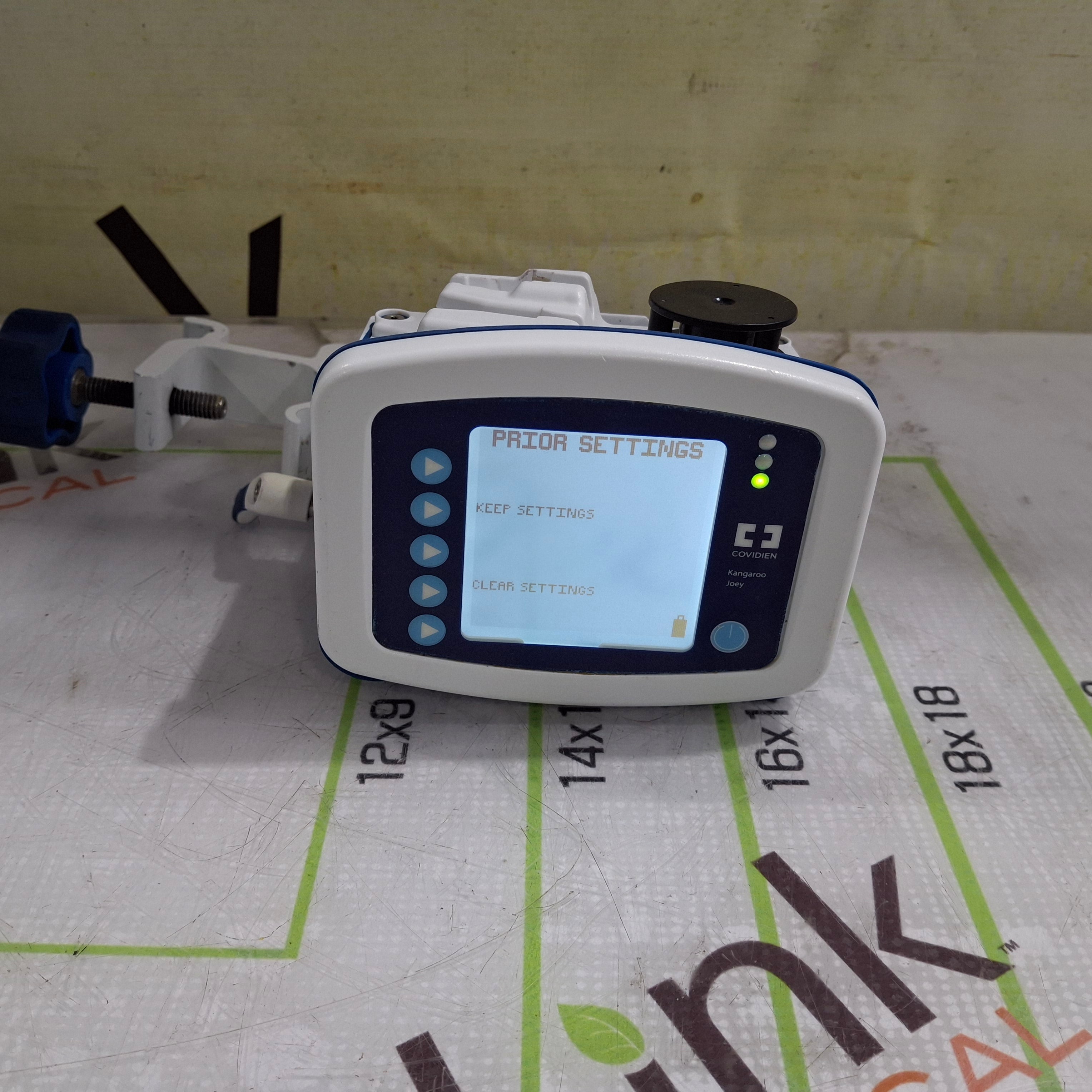 Covidien Kangaroo Joey Enteral Feeding pump