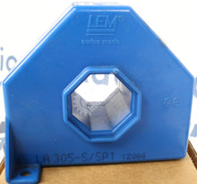 Carregar imagem no visualizador da galeria, LA305-S/SP1 by LEM External DC Bipolar 15V Current Transducer
