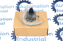 Cargar imagen en el visor de la galería, RIU20 By Square D Sy/Max Class 8003 7-12V Input RS232C Interface Unit
