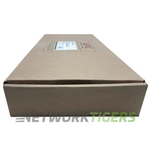 Carregar imagem no visualizador da galeria, NEW APC AP7821 Metered Rack 8x IEC 60320 C13 208/230V 1U 16A PDU
