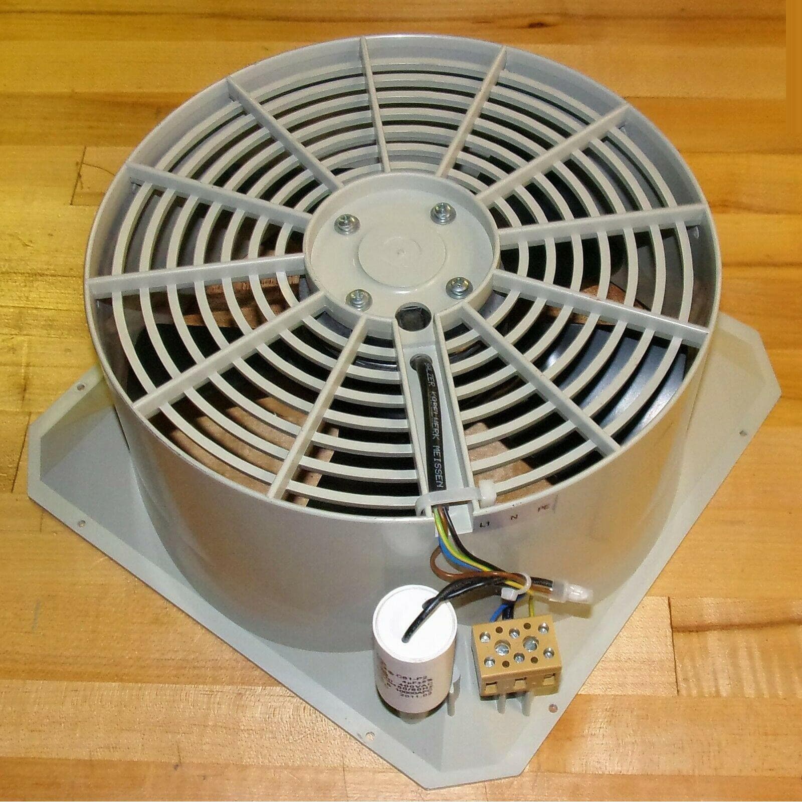 ebmPAPST 230V 165W 2750RPM AC Axial Fan w/ Enclosure A2E250-AE65-55 (M2E068-DF)-FoxTI